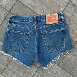 Levi’s 505 Denim Jean Cutoff Shorts Women 29 Casual Frayed Boho Festival Hippie